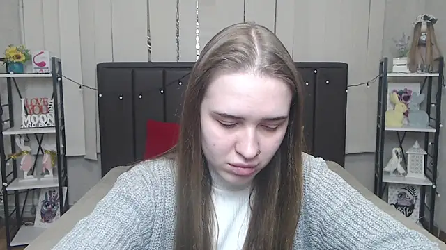 LauraHlot online show from 10-14-25, 05:57