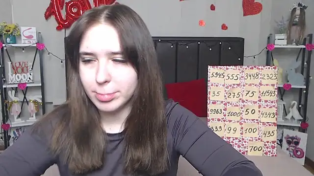 LauraHlot online show from 03-21-25, 07:00