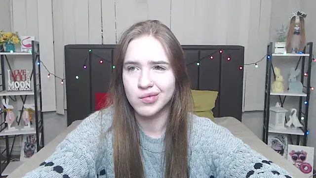 LauraHlot online show from 09-10-25, 06:01