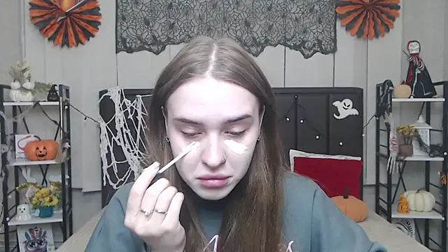 LauraHlot online show from 11-02-25, 06:29