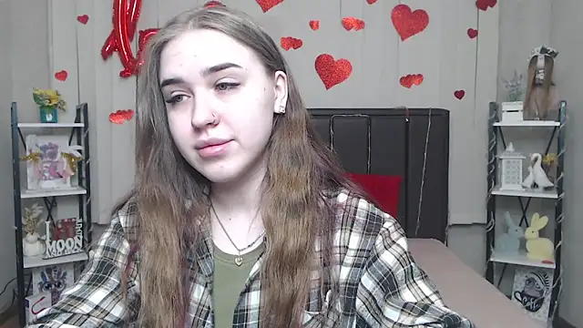 LauraHlot online show from 03-11-26, 06:24