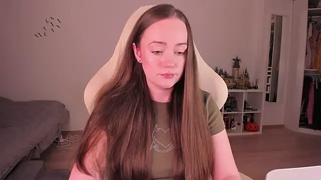 WalkingGirl online show from 12-01-25, 06:42