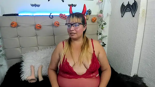 jones-scarlet online show from 10-30-25, 02:10