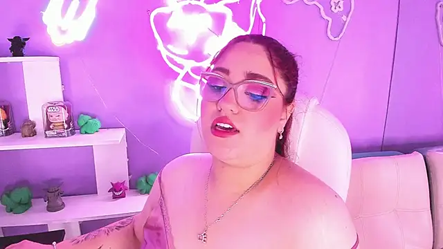 Camiila Osorio online show from 09-30-25, 07:42