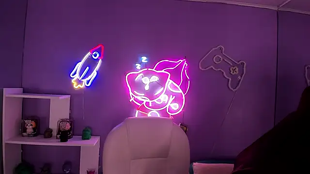 Camiila Osorio online show from 09-26-25, 07:32