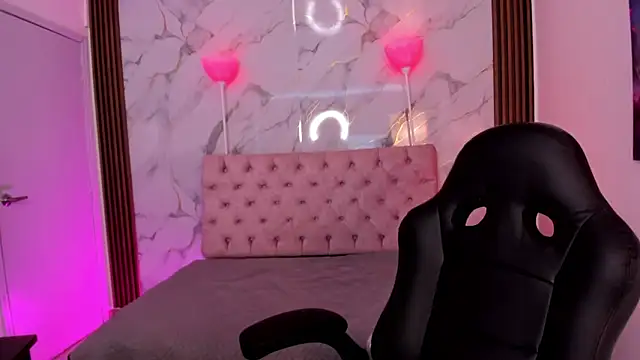 Camiila Osorio online show from 03-26-26, 07:56