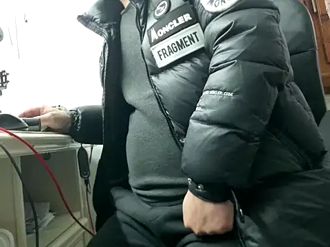 zwc147369 online show from 12-21-25, 03:25