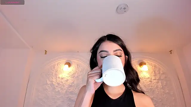 ValeriaVelvet online show from 04-13-26, 12:09