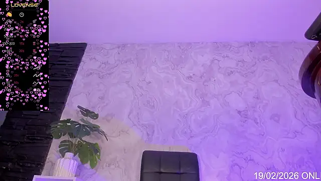 Snapshot of Karla-Ebony chatting on 02-19-26, 08:39 Karla-Ebony online show from 02-19-26, 08:39