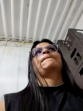 Linda Lars online show from 01-12-26, 03:02