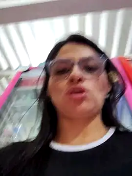 Snapshot of Linda_Lars chatting on 02-08-26, 03:15 Linda Lars online show from 02-08-26, 03:15