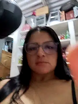 Snapshot of Linda_Lars chatting on 02-20-26, 02:41 Linda Lars online show from 02-20-26, 02:41