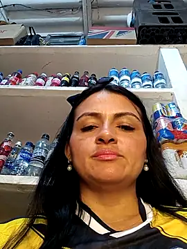 Linda Lars online show from 10-11-25, 11:28