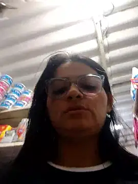 Linda Lars online show from 11-29-25, 01:50