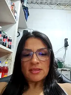 Snapshot of Linda_Lars chatting on 03-03-26, 02:07 Linda Lars online show from 03-03-26, 02:07