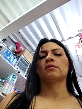 Snapshot of Linda_Lars chatting on 04-17-26, 02:58 Linda Lars online show from 04-17-26, 02:58