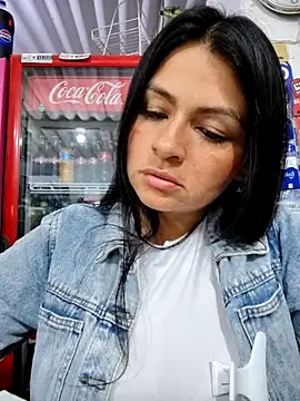 Snapshot of Linda_Lars chatting on 04-07-26, 02:24 Linda Lars online show from 04-07-26, 02:24