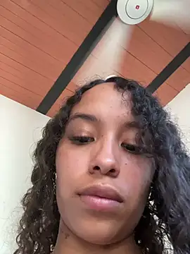 MarieLeon online show from 01-06-26, 08:46