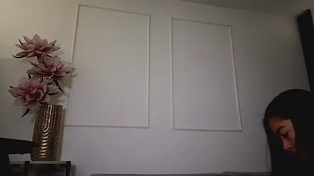 anellejones online show from 05-07-26, 08:34