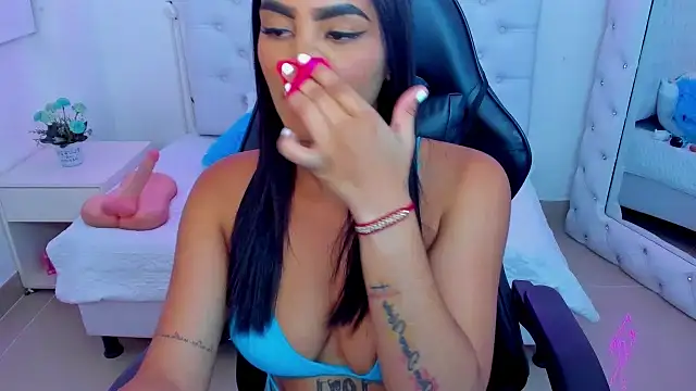 silvana  miller online show from 02-17-25, 07:12