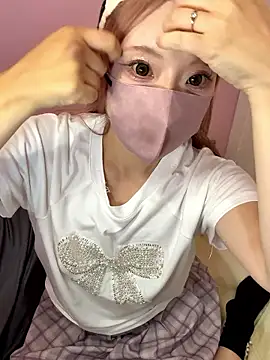 Snapshot of alice__1111 chatting on 09-17-25, 01:13 alice  1111 online show from 09-17-25, 01:13