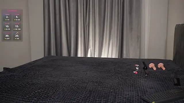 Nik Sharp online show from 04-03-26, 04:46