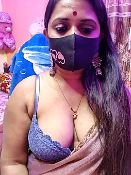 Snapshot of nisha_baby2 chatting on 02-15-26, 07:35 nisha baby2 online show from 02-15-26, 07:35