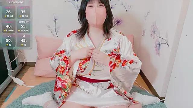 Snapshot of hazuki_8008 chatting on 01-01-25, 12:33 hazuki 8008 online show from 01-01-25, 12:33