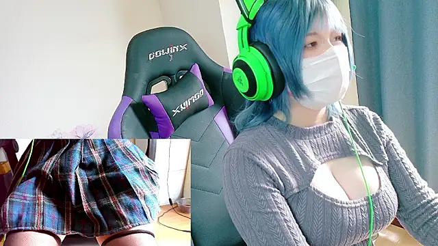 hazuki 8008 online show from 10-29-25, 02:21