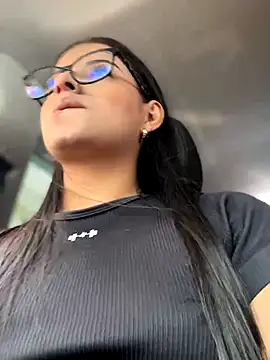 Arilw online show from 11-28-25, 03:12