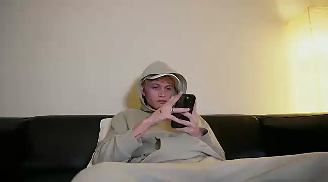 Snapshot of ccamilo-andress chatting on 12-31-24, 05:18 ccamilo-andress online show from 12-31-24, 05:18