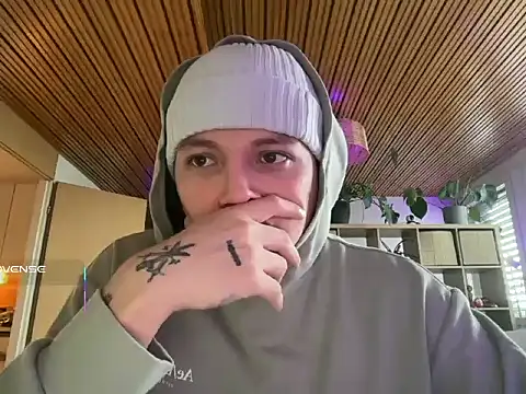 Snapshot of ccamilo-andress chatting on 01-08-26, 10:21 ccamilo-andress online show from 01-08-26, 10:21