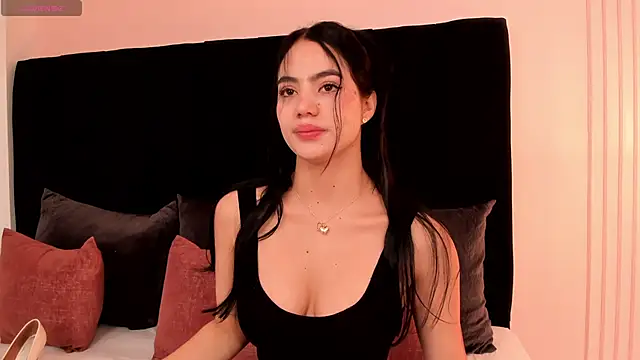 ariel jonees online show from 10-08-25, 04:51