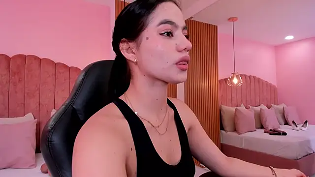 ariel jonees online show from 09-10-25, 05:12