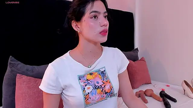 ariel jonees online show from 09-26-25, 06:15