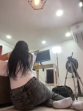 ariel jonees online show from 01-15-26, 04:32