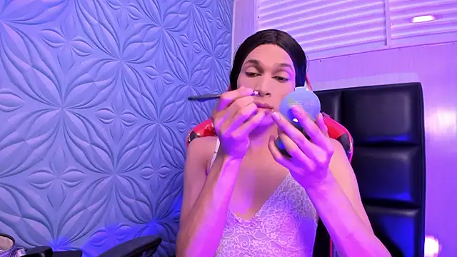 Milk max 18 online show from 10-23-25, 09:46