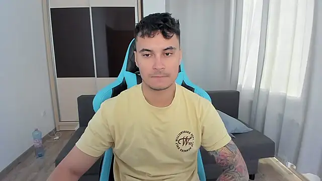 MatMalonne online show from 10-20-25, 05:20