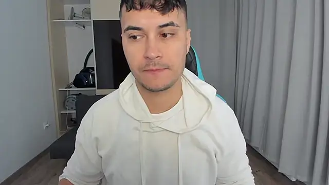 MatMalonne online show from 11-23-25, 06:34