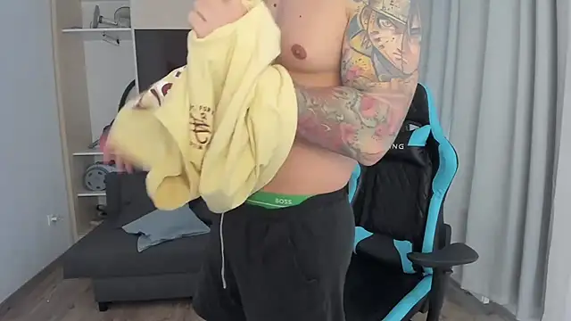 MatMalonne online show from 11-30-25, 12:39