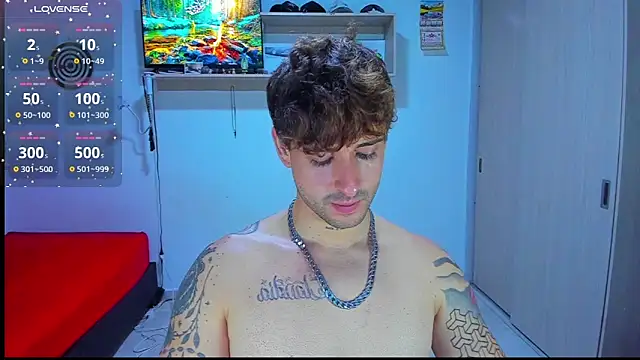 Snapshot of Ares_blue chatting on 02-27-26, 01:22 Ares blue online show from 02-27-26, 01:22