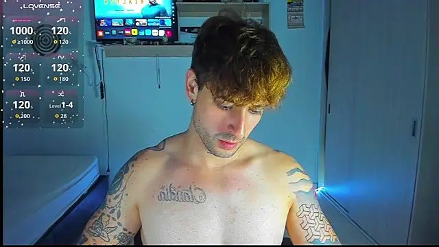 Snapshot of Ares_blue chatting on 02-21-26, 12:34 Ares blue online show from 02-21-26, 12:34