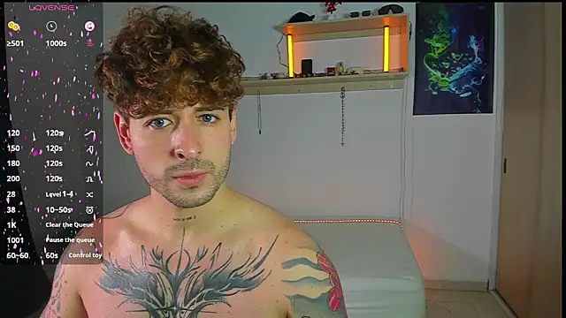 Snapshot of Ares_blue chatting on 06-24-26, 02:04 Ares blue online show from 06-24-26, 02:04