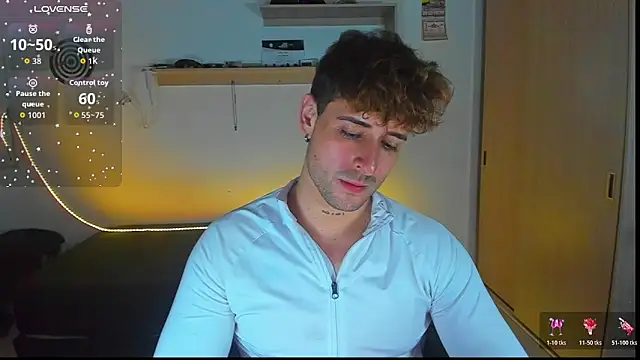 Snapshot of Ares_blue chatting on 02-03-26, 01:05 Ares blue online show from 02-03-26, 01:05