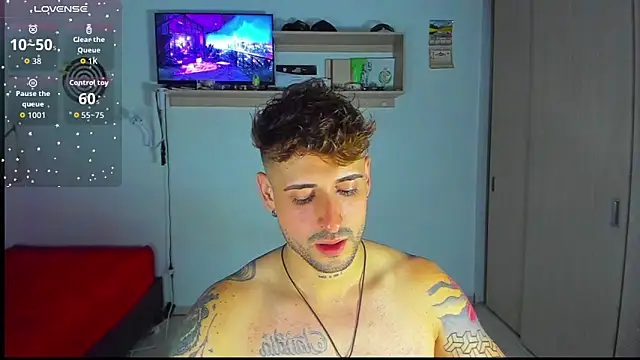 Snapshot of Ares_blue chatting on 03-03-26, 01:23 Ares blue online show from 03-03-26, 01:23