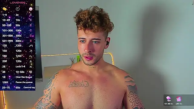 Snapshot of Ares_blue chatting on 10-16-25, 03:09 Ares blue online show from 10-16-25, 03:09
