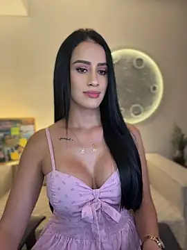 Snapshot of SarahhSmitth1 chatting on 07-19-26, 12:08 SarahhSmitth1 online show from 07-19-26, 12:08