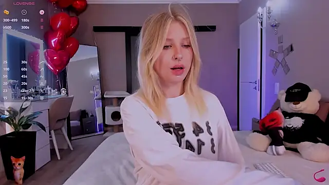 lilyvibe online show from 02-20-25, 06:35