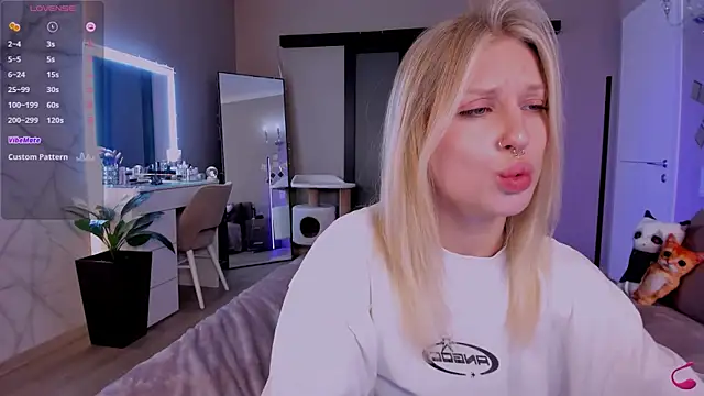 lilyvibe online show from 02-10-25, 06:03