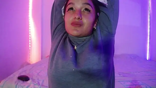 Laurenkenner  online show from 03-22-25, 07:20